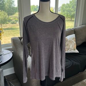 Lululemon Women’s Long Sleeve Relaxed Fit Running or Yoga Twist Back Top Size 8